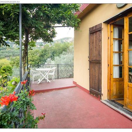 Rifugio Valentina Villa Uscio Exteriör bild